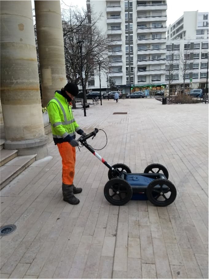 Technicien IPSI Solutions sur chantier pipeline